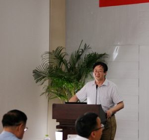 潘宣副處長向參會企業代表介紹院校情況