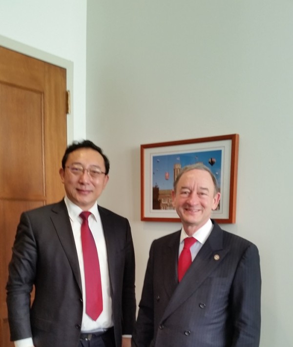 曹雪濤院長訪問美國華盛頓大學醫(yī)學院1